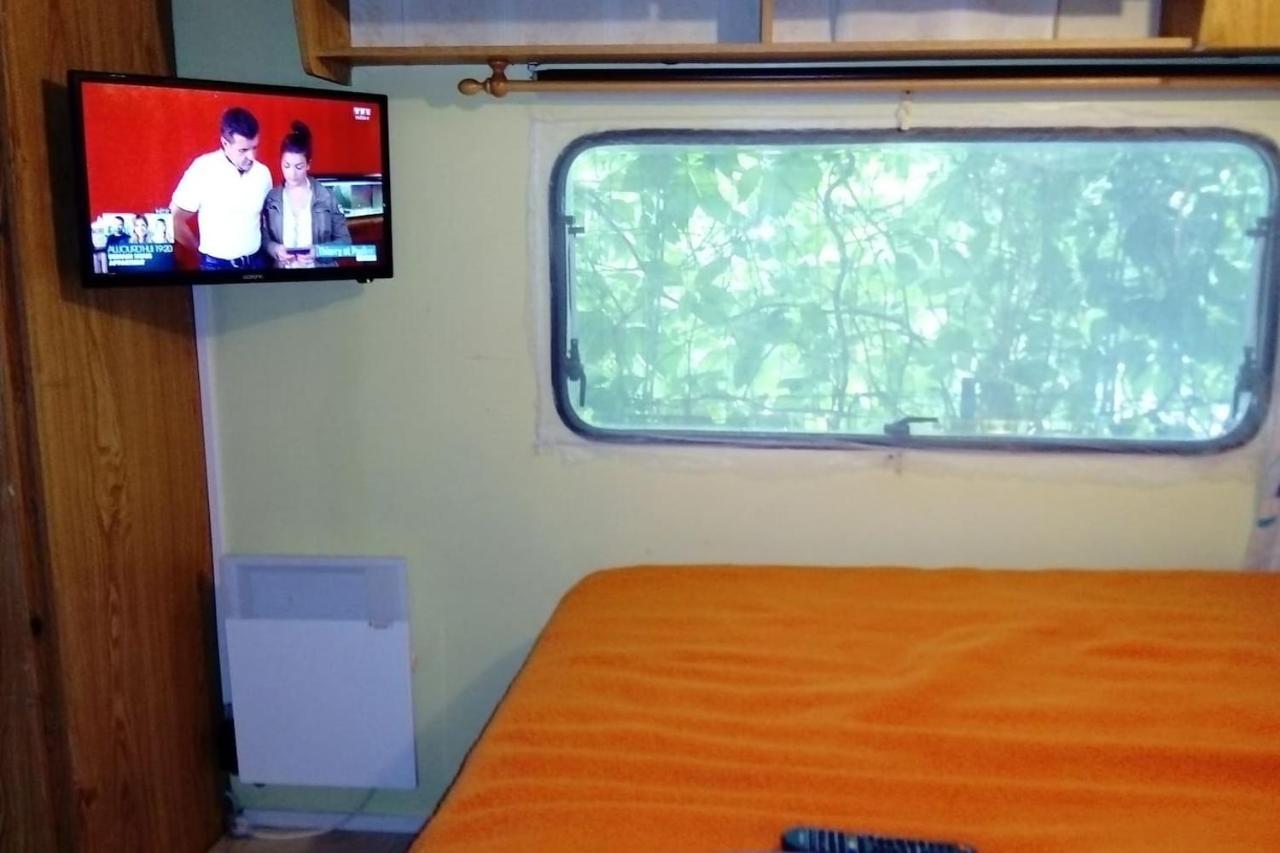 Camping Le Pavillon Сижан Экстерьер фото